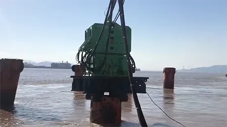 Tandem Vibratory Hammer